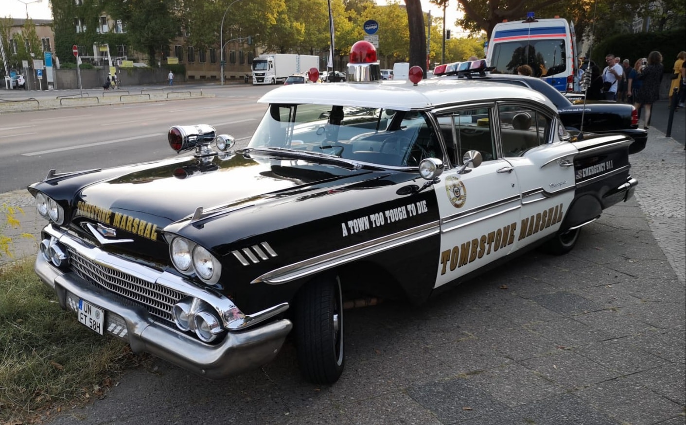 Social Cop